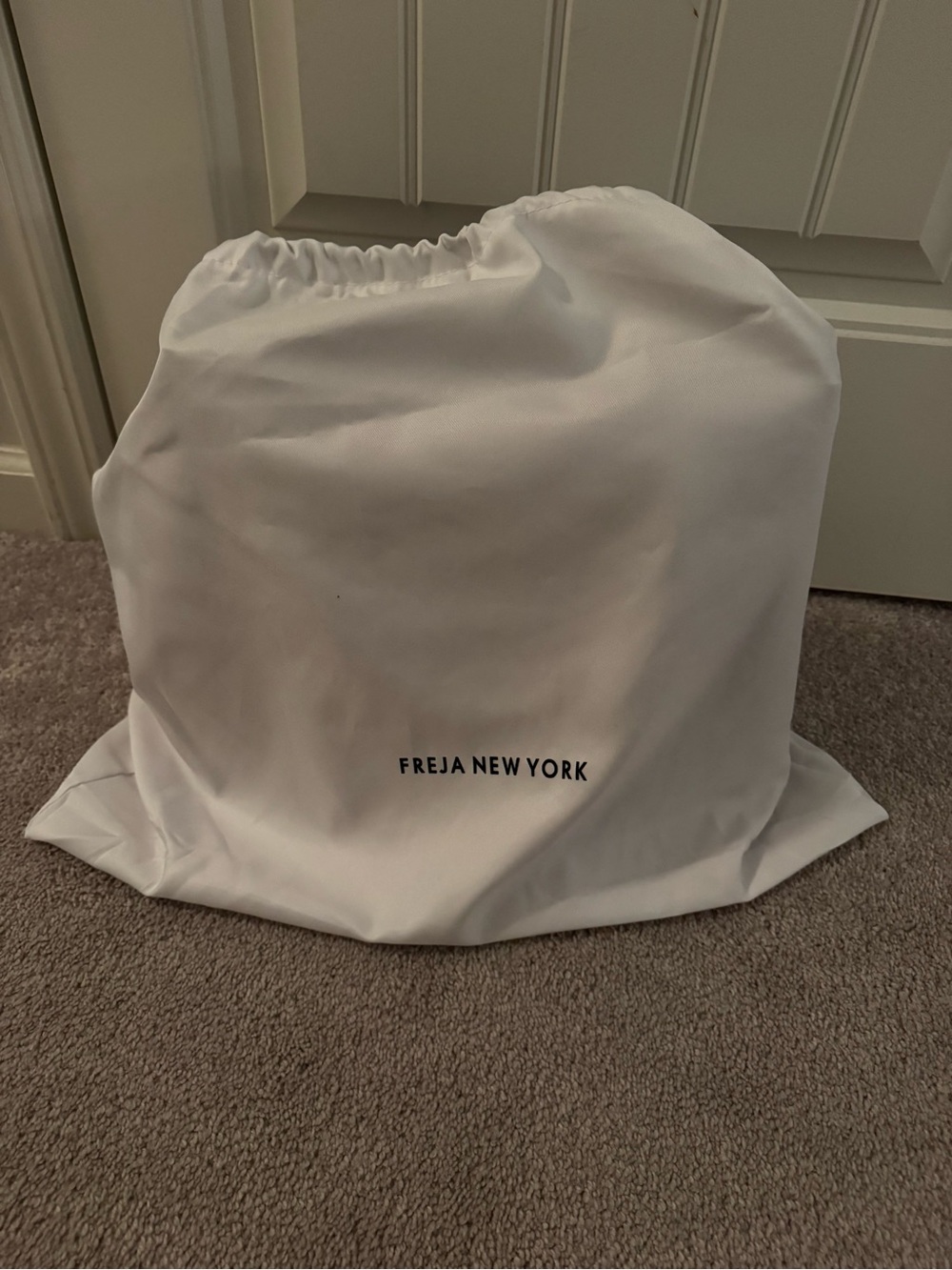 FREJA NEW YORK Linnea Tote Bag in Linnea - Classic Everyday Carry